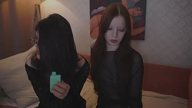 the cure    online show from November 22, 2025, 8:30 pm