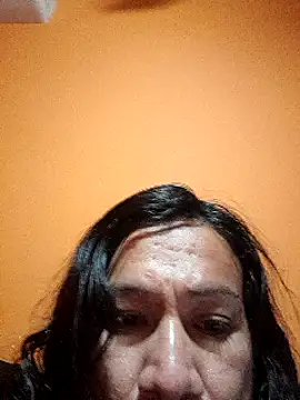 miicheele32 online show from January 31, 2025, 7:29 am