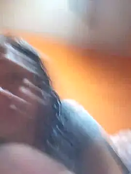 miicheele32 online show from September 24, 2025, 7:55 am