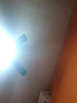 miicheele32 online show from November 4, 2025, 7:40 am