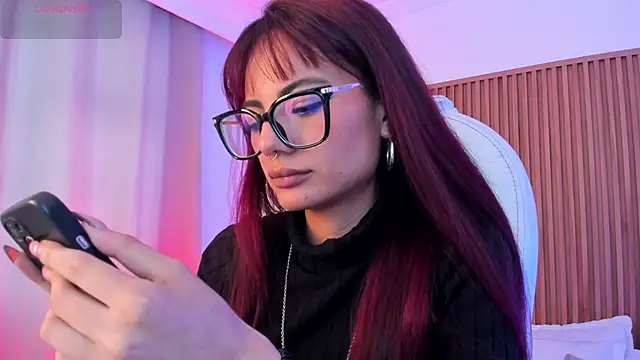 sophiecherry  online show from November 22, 2025, 9:14 pm