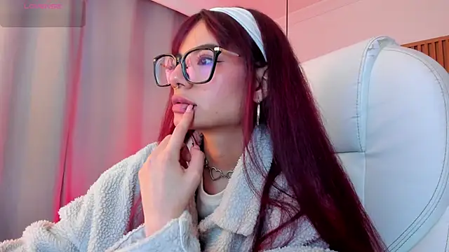 sophiecherry  online show from November 24, 2025, 10:20 pm