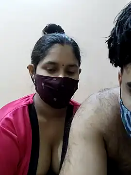 IND COUPLE1 online show from December 23, 2024, 3:12 pm