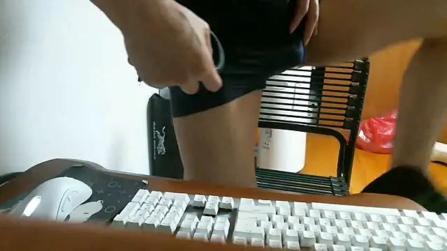 Stellan 0412 online show from April 10, 2026, 4:55 pm