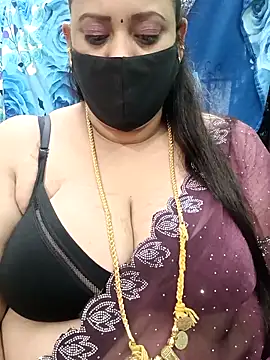 ashikaa r online show from October 5, 2025, 3:38 am