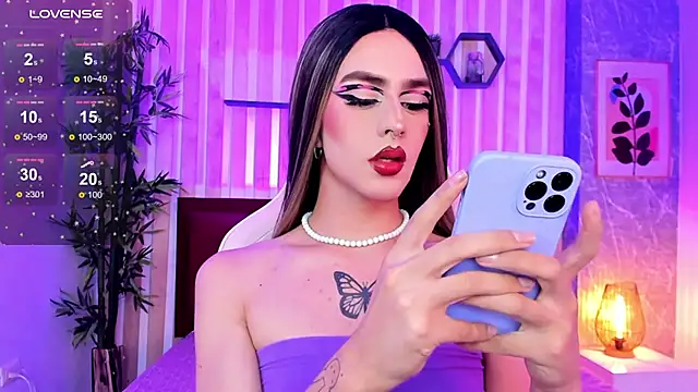 Snapshot of miah_connor chatting on February 14, 2025, 4:15 am miah connor online show from February 14, 2025, 4:15 am