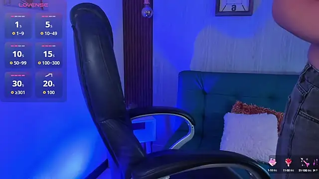 Snapshot of miah_connor chatting on September 20, 2025, 7:48 pm miah connor online show from September 20, 2025, 7:48 pm