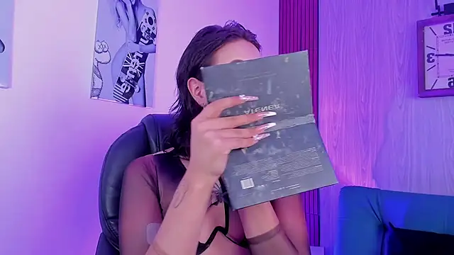 Snapshot of miah_connor chatting on October 3, 2025, 7:44 pm miah connor online show from October 3, 2025, 7:44 pm