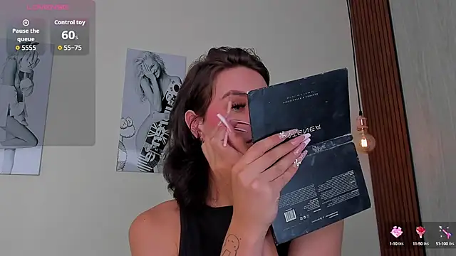 Snapshot of miah_connor chatting on October 10, 2025, 8:19 pm miah connor online show from October 10, 2025, 8:19 pm