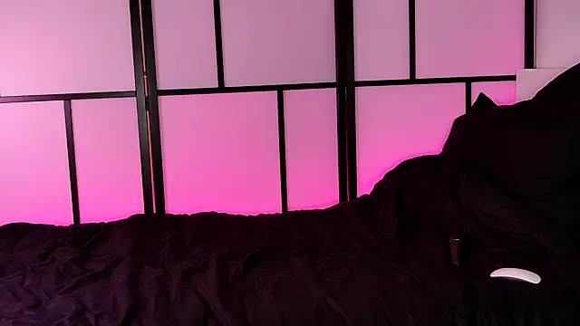 Allys secret online show from December 3, 2024, 1:32 pm