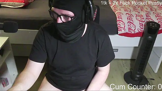 Snapshot of HornyTeenBoy64 chatting on June 14, 2026, 3:58 pm HornyTeenBoy64 online show from June 14, 2026, 3:58 pm