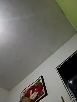 Alonsomadeira online show from April 4, 2026, 11:51 am