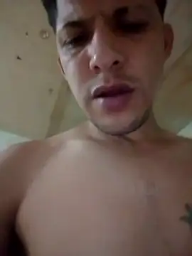 Alonsomadeira online show from April 21, 2026, 11:16 am