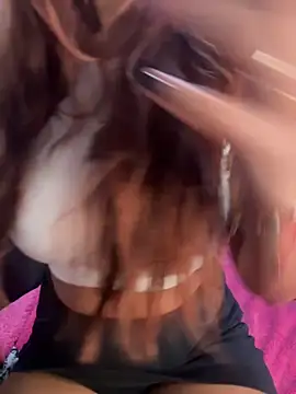 diosa202 online show from April 5, 2026, 2:42 am