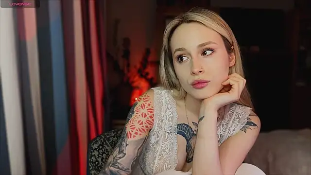 aviva faith online show from December 21, 2025, 9:44 pm