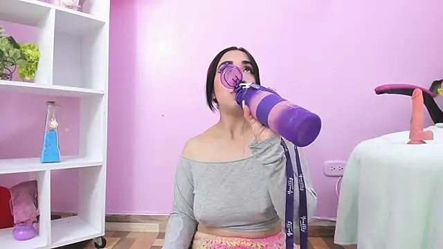 kaory azumi online show from February 20, 2025, 9:42 pm