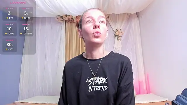 salomee star  online show from February 16, 2026, 6:59 pm