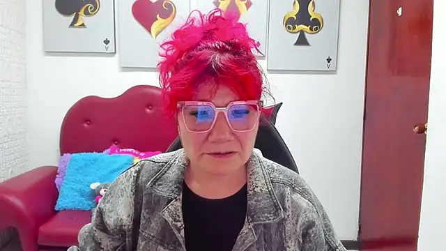 Salomeediaz  online show from December 22, 2025, 9:01 pm