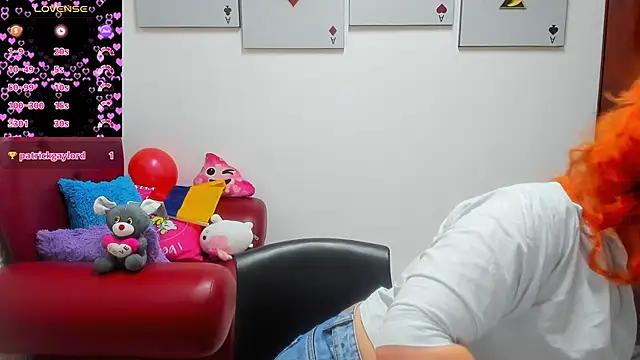 Salomeediaz  online show from June 26, 2026, 8:46 pm