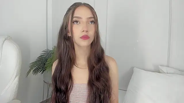 Mariapettit online show from February 13, 2025, 12:21 pm