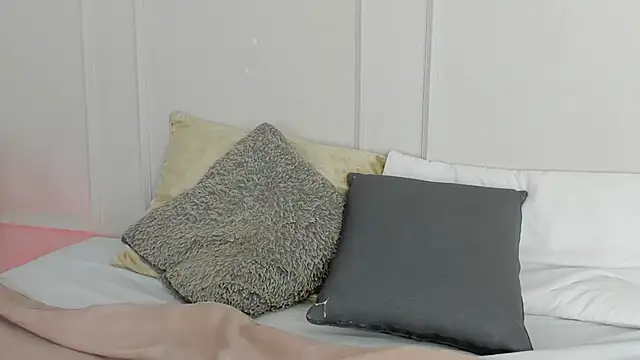 Mariapettit online show from April 7, 2026, 12:38 pm