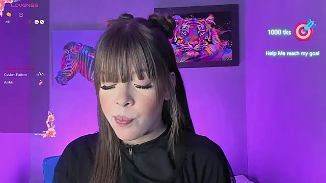 Snapshot of Ana_333 chatting on February 11, 2026, 5:18 pm Ana 333 online show from February 11, 2026, 5:18 pm