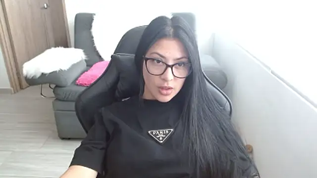 Charlotte cute18 online show from May 15, 2026, 8:27 pm