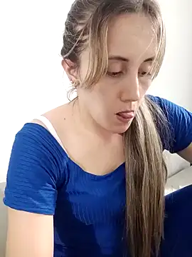 Isabel23zr online show from December 26, 2024, 2:12 am