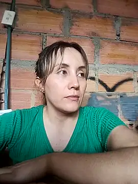 Isabel23zr online show from February 20, 2025, 2:24 pm