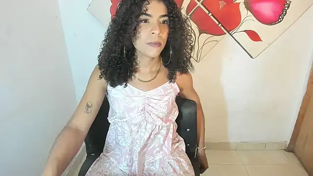 Snapshot of naomiwildburn chatting on July 10, 2026, 3:33 am naomiwildburn online show from July 10, 2026, 3:33 am