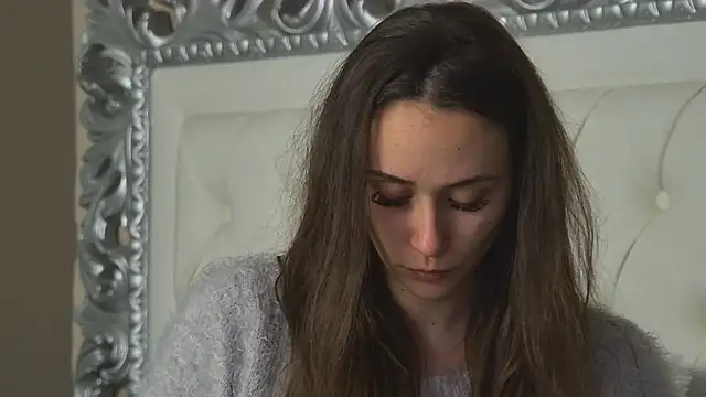 AliceMunro online show from April 18, 2026, 7:40 pm