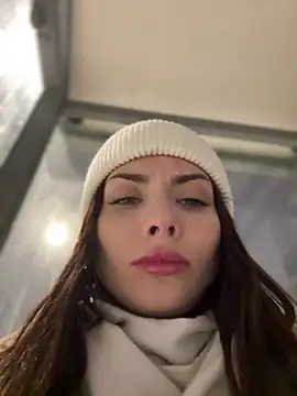 Accole online show from January 11, 2025, 5:29 pm