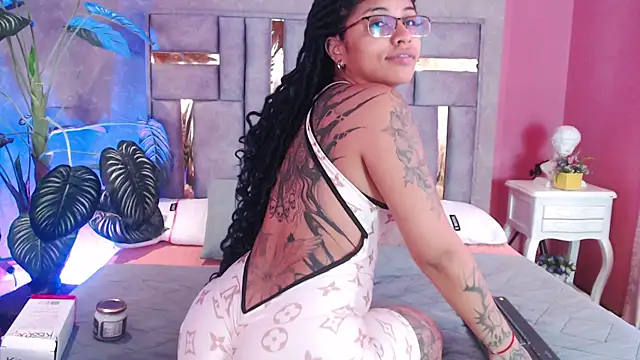 JuliaRose ks online show from November 20, 2025, 12:16 pm