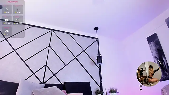 Snapshot of Natasha_Smith09 chatting on December 30, 2024, 10:55 pm Natasha Smith09 online show from December 30, 2024, 10:55 pm