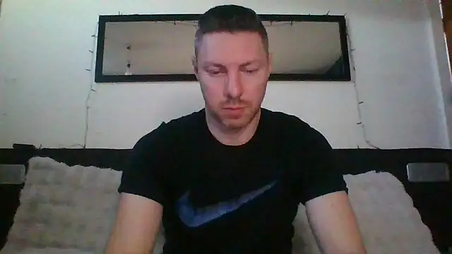 Snapshot of Fit4fun24 chatting on February 24, 2025, 4:47 pm Fit4fun24 online show from February 24, 2025, 4:47 pm