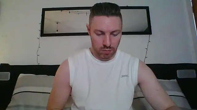 Snapshot of Fit4fun24 chatting on September 15, 2025, 3:23 pm Fit4fun24 online show from September 15, 2025, 3:23 pm