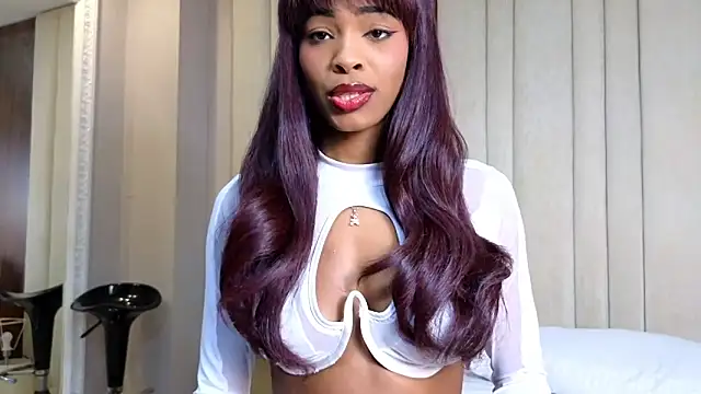 Snapshot of adaraSmiith chatting on February 4, 2025, 2:32 pm adaraSmiith online show from February 4, 2025, 2:32 pm