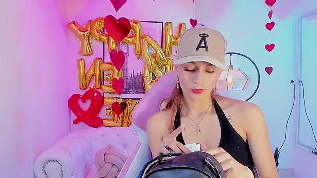 Tamara slimx online show from February 13, 2025, 6:52 am