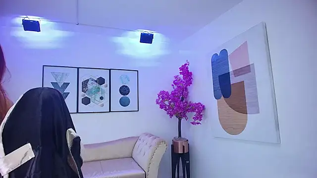 Tamara slimx online show from April 15, 2026, 3:46 am