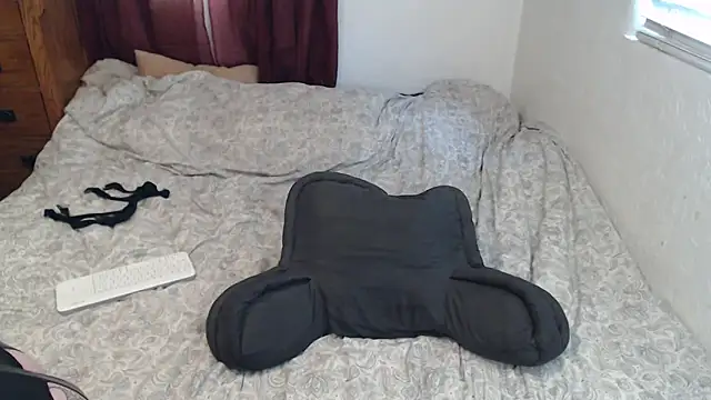 anja peach online show from April 22, 2026, 4:30 pm