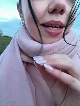 Vanesskaa online show from February 25, 2026, 5:44 pm