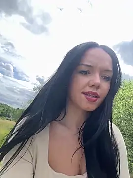 Snapshot of Vanesskaa chatting on June 14, 2026, 2:52 pm Vanesskaa online show from June 14, 2026, 2:52 pm