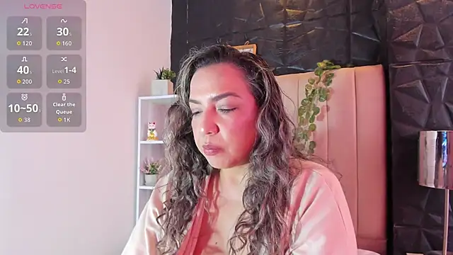 Snapshot of marie_hss chatting on November 19, 2025, 2:39 pm marie hss online show from November 19, 2025, 2:39 pm