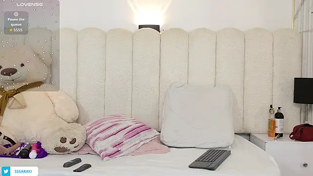 Saraycum online show from November 28, 2025, 7:16 pm