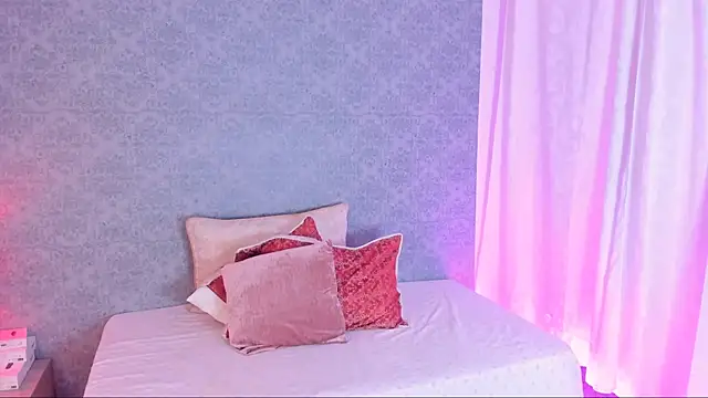 CatrinaRossi online show from January 22, 2025, 8:06 pm