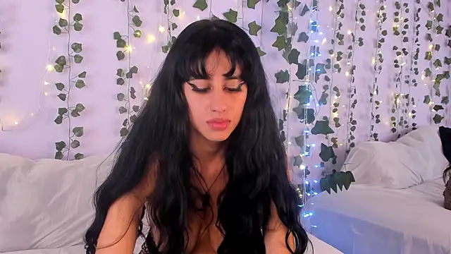 Natasha Nasty2 online show from January 5, 2025, 12:42 am