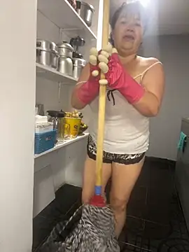 Sweeetness Milf online show from November 14, 2025, 11:13 pm