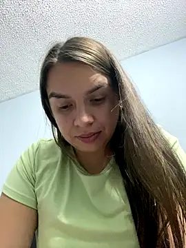 Nathaly00  online show from September 28, 2025, 4:51 am