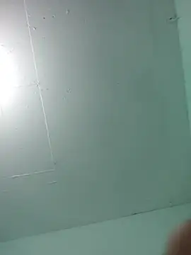 Luisf1267 online show from November 5, 2025, 3:17 am