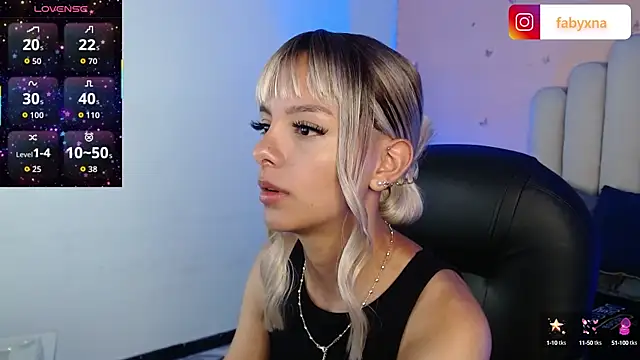 peyton golden1 online show from October 6, 2025, 3:48 am